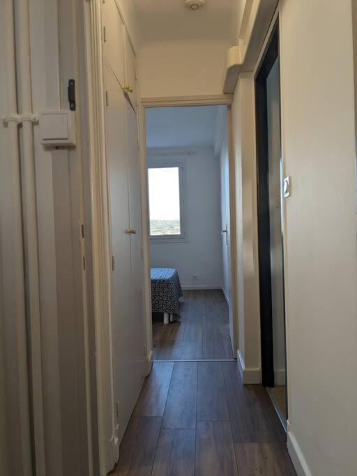Appartment - Vue Imprenable Sur La Cite Medievale - Parking Gratuit - Climatise Carcasona Exterior foto