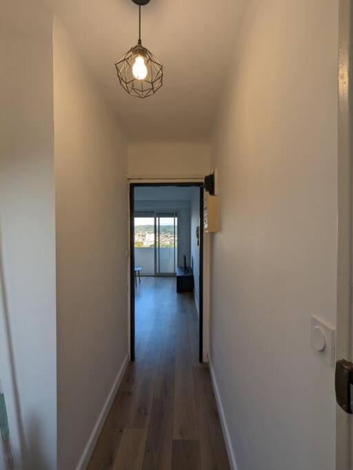 Appartment - Vue Imprenable Sur La Cite Medievale - Parking Gratuit - Climatise Carcasona Exterior foto